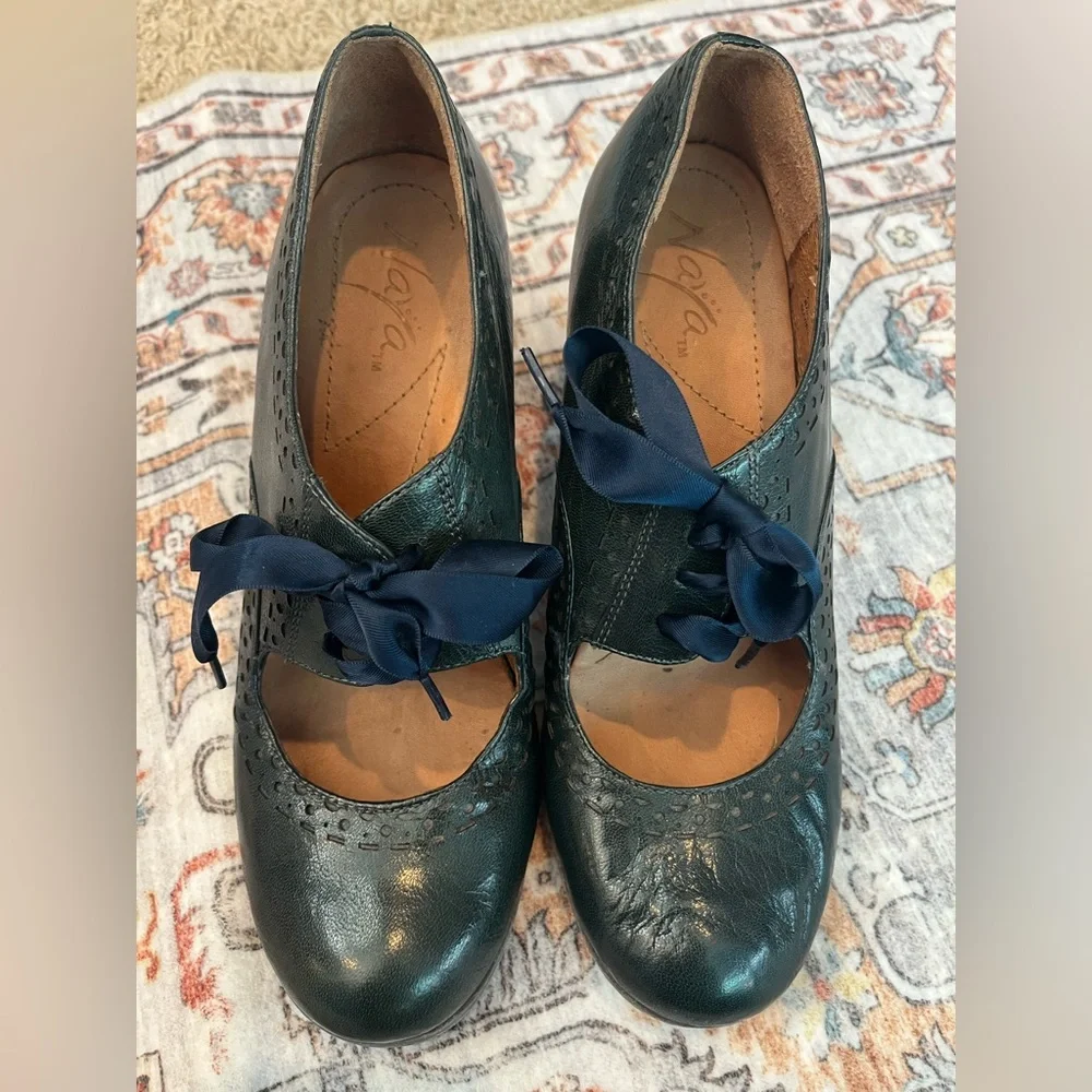 Naya Women's Dark Blue Heels with Lace up Ribbon Detail Sz 8 - Picture 5 of 6